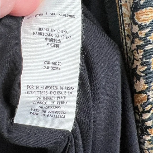 Free People Kaelin Embroidered Floral Fringe Kimono Open Jacket Size M - Picture 13 of 15